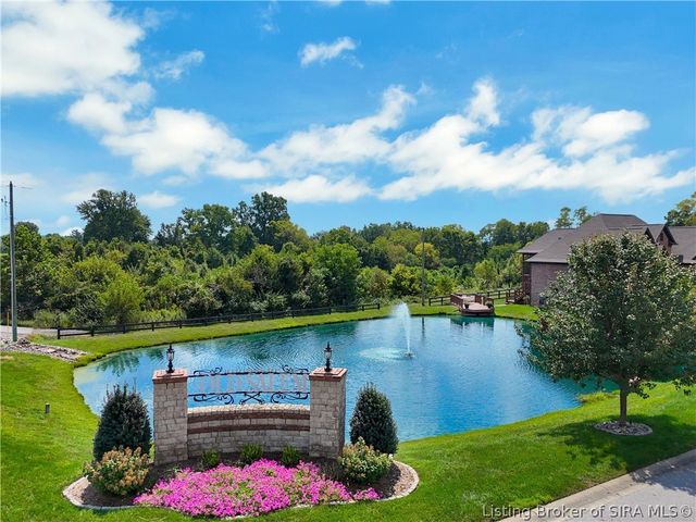 6325 Cliff Drive, Jeffersonville, IN 47130