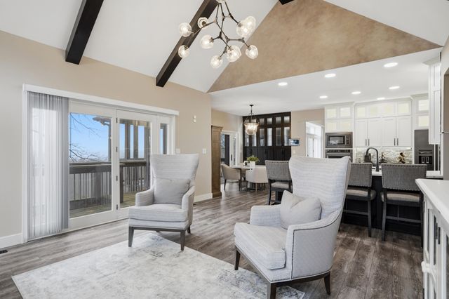 1740 W RIVER BLUFF CT, Columbia, MO 65201