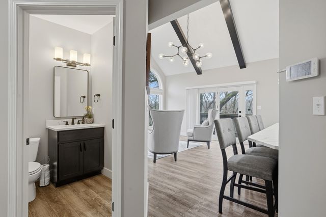 1740 W RIVER BLUFF CT, Columbia, MO 65201