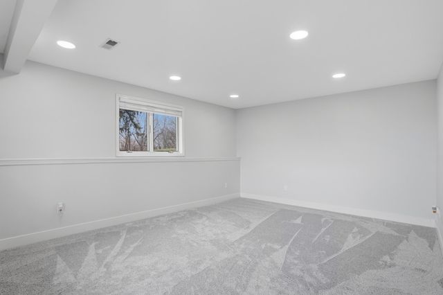 1740 W RIVER BLUFF CT, Columbia, MO 65201