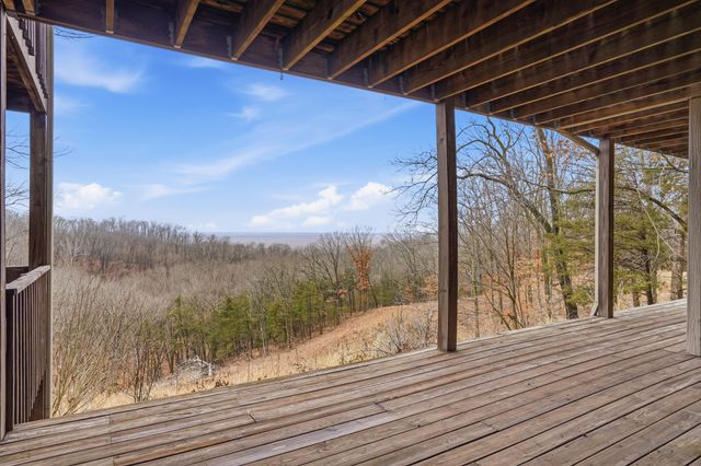 1740 W RIVER BLUFF CT, Columbia, MO 65201