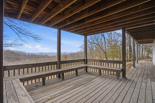 1740 W RIVER BLUFF CT, Columbia, MO 65201