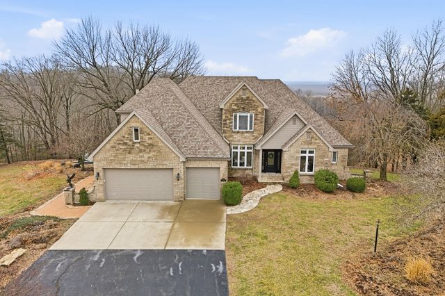 1740 W RIVER BLUFF CT, Columbia, MO 65201