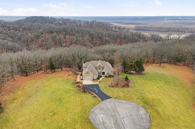 1740 W RIVER BLUFF CT, Columbia, MO 65201