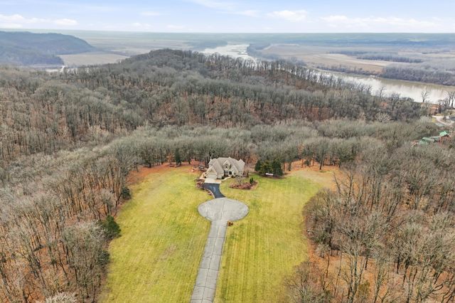 1740 W RIVER BLUFF CT, Columbia, MO 65201