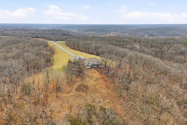 1740 W RIVER BLUFF CT, Columbia, MO 65201