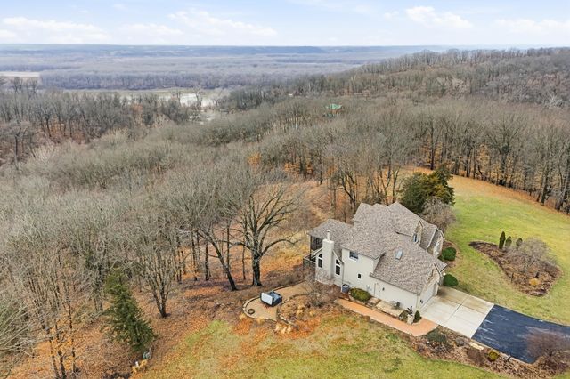 1740 W RIVER BLUFF CT, Columbia, MO 65201