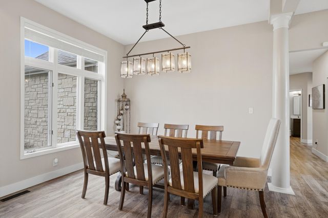 1740 W RIVER BLUFF CT, Columbia, MO 65201