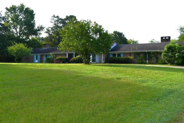 2308 Karnack Hwy, Marshall, TX 75672