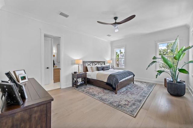 321 12TH AVENUE NE, St Petersburg, FL 33701