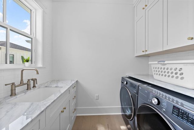 321 12TH AVENUE NE, St Petersburg, FL 33701