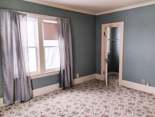 804 S 13th Street, Escanaba, MI 49829