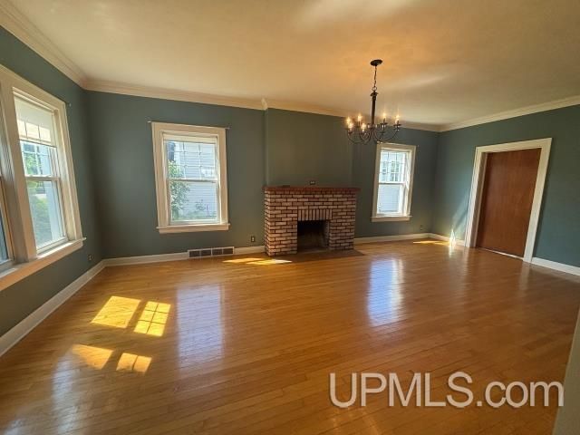 804 S 13th Street, Escanaba, MI 49829