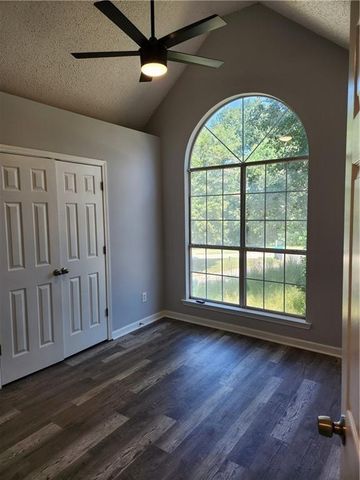 922 Sweetwater Way, Mcdonough, GA 30253