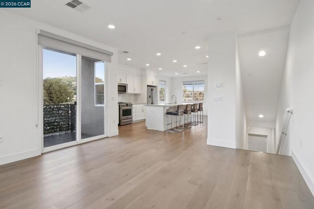 257 Bolt Ct, Hayward, CA 94544