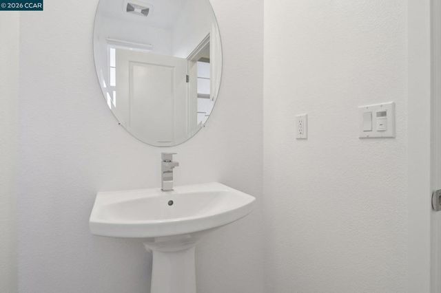 257 Bolt Ct, Hayward, CA 94544