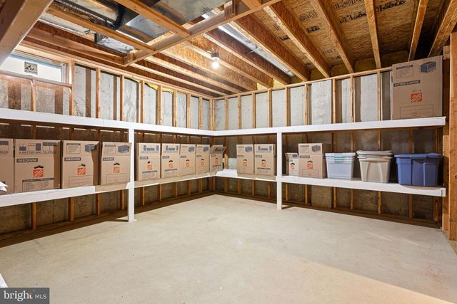 14 HONEYSUCKLE DR, Sewell, NJ 08080