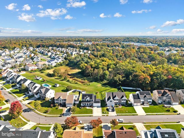 14 HONEYSUCKLE DR, Sewell, NJ 08080