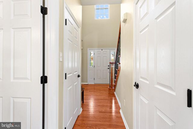 14 HONEYSUCKLE DR, Sewell, NJ 08080