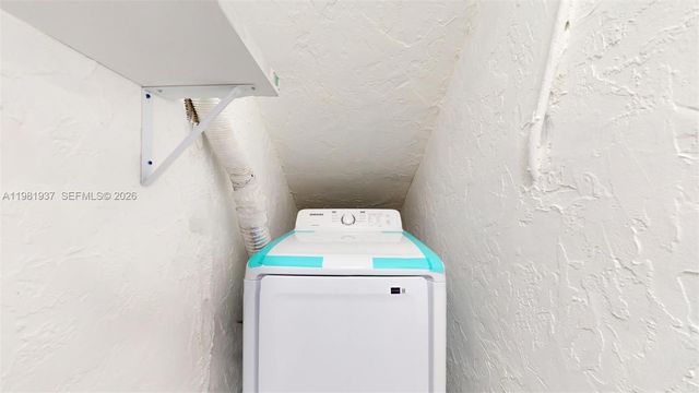 1670 W 42nd St 1670, Hialeah, FL 33012