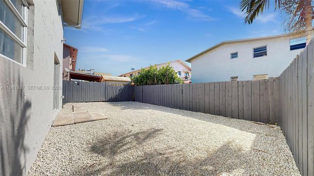 1670 W 42nd St 1670, Hialeah, FL 33012