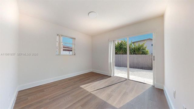 1670 W 42nd St 1670, Hialeah, FL 33012