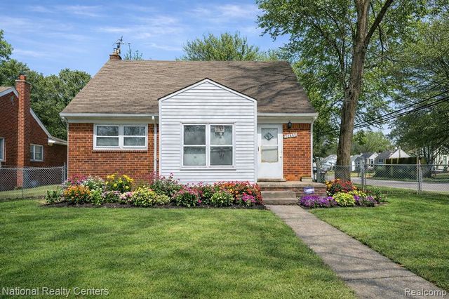 22400 Acacia Street, Detroit, MI 48223