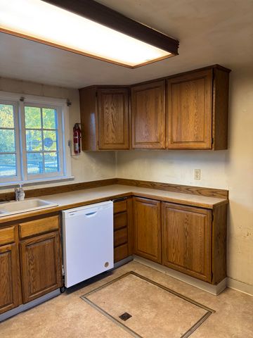 1608 CARR AVENUE, Fairbanks, AK 99709