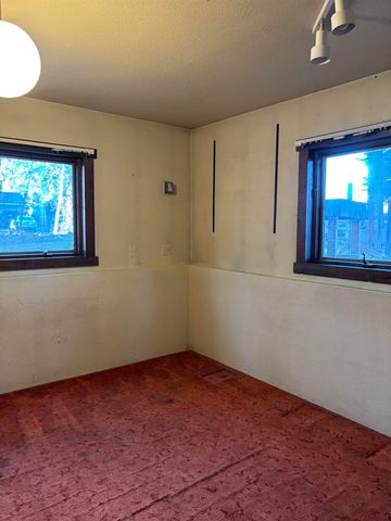 1608 CARR AVENUE, Fairbanks, AK 99709