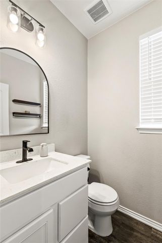214 Saranac DR, Elgin, TX 78621