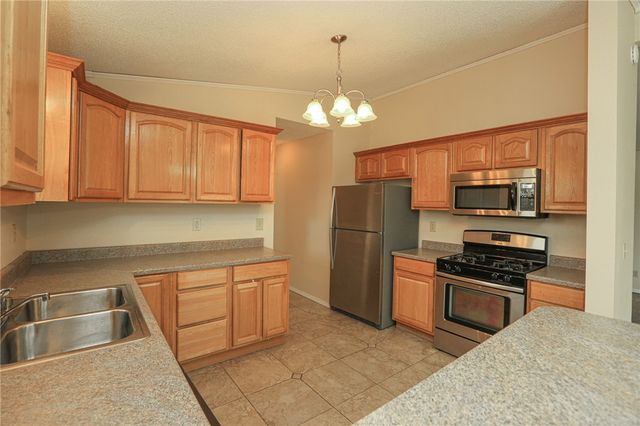 39 Sheneman Drive, Bella Vista, AR 72715