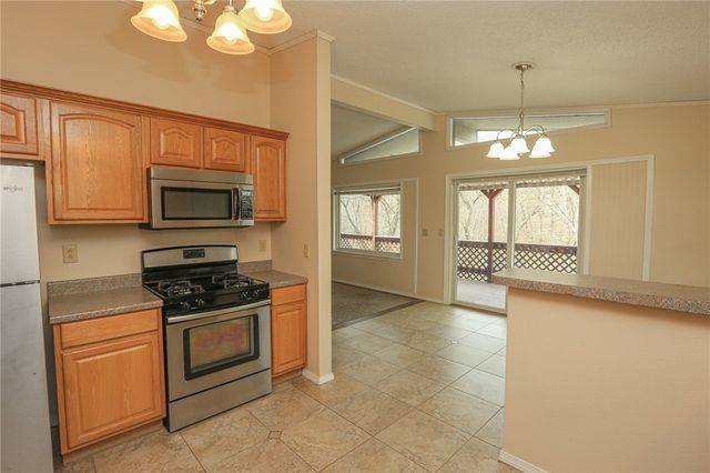 39 Sheneman Drive, Bella Vista, AR 72715