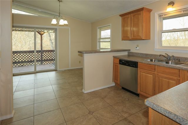 39 Sheneman Drive, Bella Vista, AR 72715