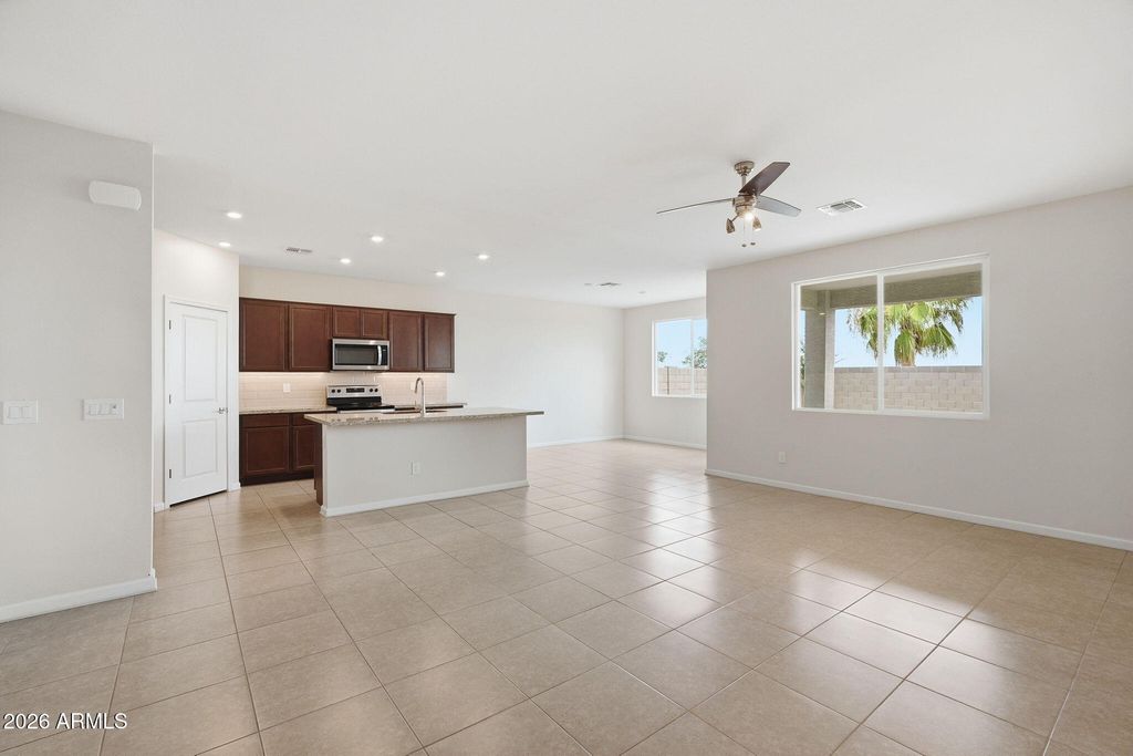 2050 E PIEDMONT Place, Casa Grande, AZ 85122 — photo 2