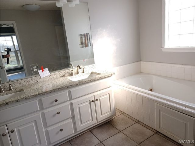 2161 Inverness, Tuscaloosa, AL 35405