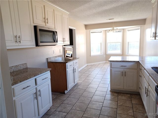 2161 Inverness, Tuscaloosa, AL 35405