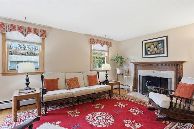 110 Starr Ave, Tewksbury, MA 01876