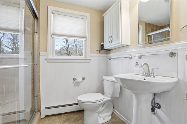 110 Starr Ave, Tewksbury, MA 01876