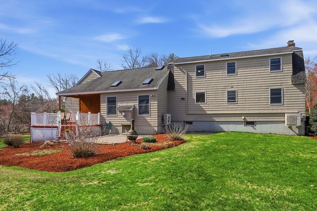 110 Starr Ave, Tewksbury, MA 01876