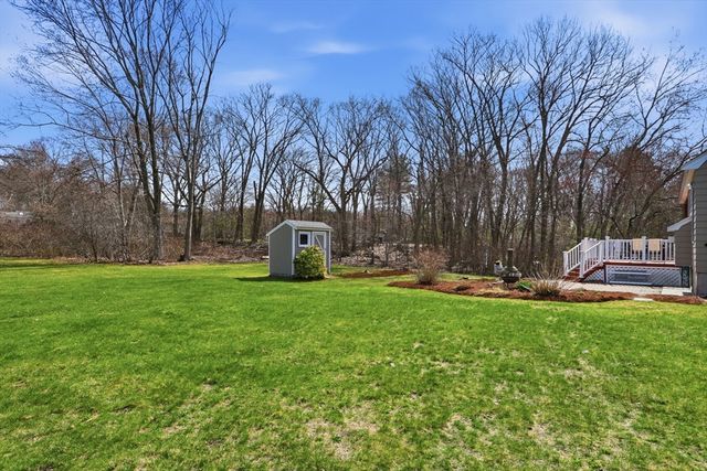110 Starr Ave, Tewksbury, MA 01876