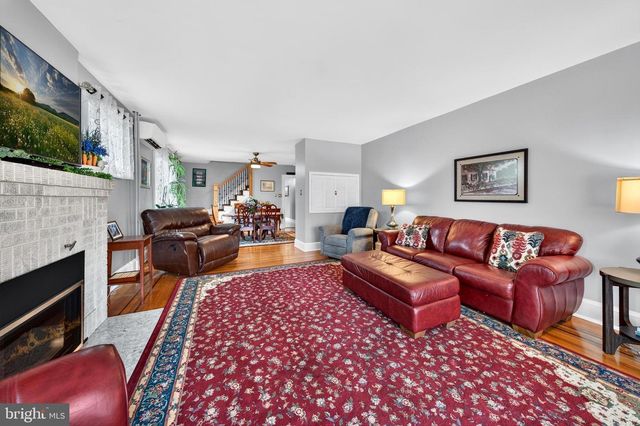 2051 W LIVINGSTON ST, Allentown, PA 18104