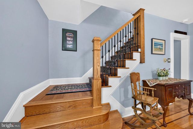 2051 W LIVINGSTON ST, Allentown, PA 18104