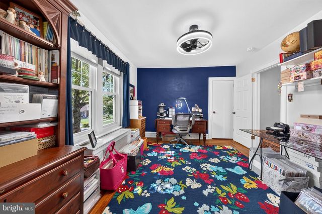 2051 W LIVINGSTON ST, Allentown, PA 18104