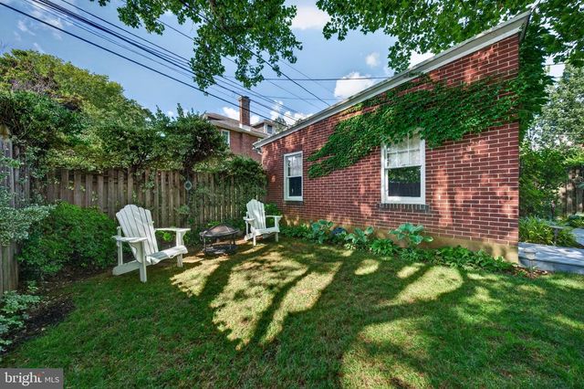 2051 W LIVINGSTON ST, Allentown, PA 18104