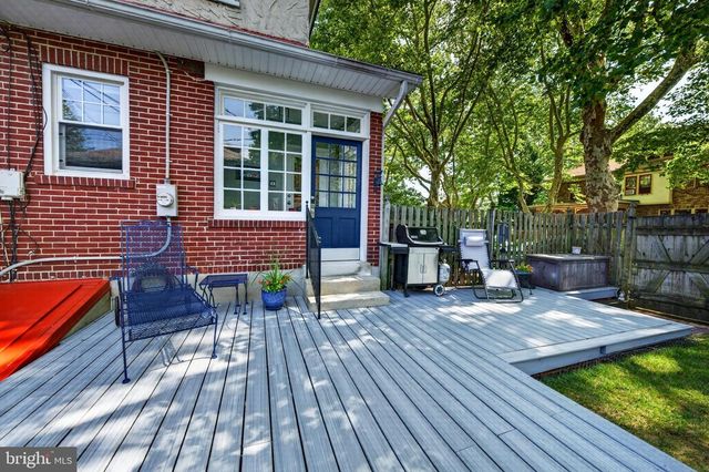 2051 W LIVINGSTON ST, Allentown, PA 18104