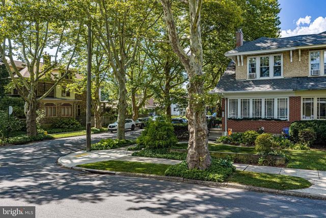 2051 W LIVINGSTON ST, Allentown, PA 18104