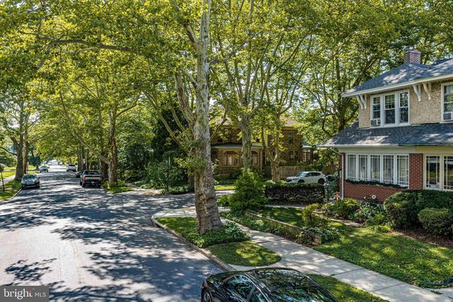 2051 W LIVINGSTON ST, Allentown, PA 18104
