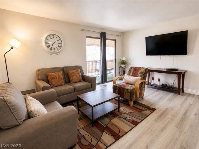5026 River Glen Drive 162, Las Vegas, NV 89103