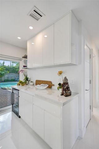 5821 NE 20TH TER, Fort Lauderdale, FL 33308