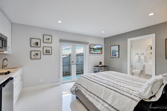 5821 NE 20TH TER, Fort Lauderdale, FL 33308